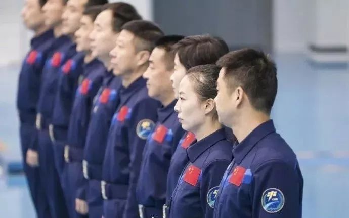 4月24日,致敬中国航天人!祝福中国航天!