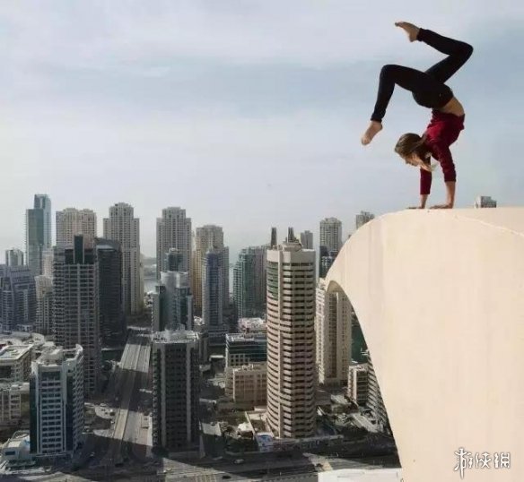 战斗民族人少是有原因的!小姐姐晒超高性感私房照