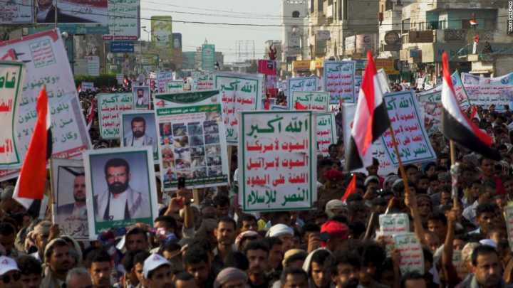  也门人走上街头抗议战争