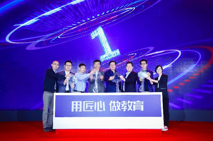 博尔娱乐场在线开户-男子冒充外卖员殴打8岁女童 警方:已将男子刑拘