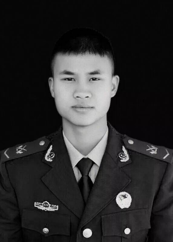 英雄,一路走好!淮安2000多人挥泪送别烈士谢勇