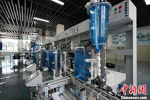 3月30日,中德工业4.0智能制造实训基地落户贵安新区。贺俊怡 摄
