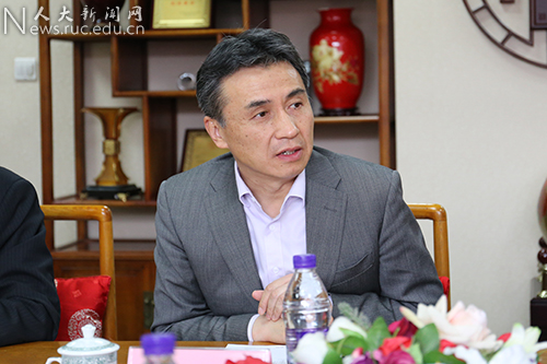 中国人民大学商学院大数地产新闻据商业分析研究平台揭牌成立