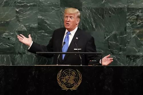 2017年9月19日，特朗普在第72届联合国大会一般性辩论中扬言“彻底摧毁朝鲜”