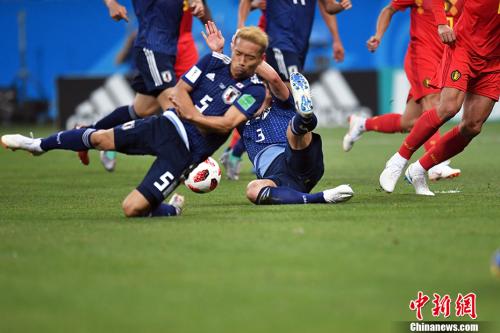 日本队在领先情况下仍然全力进攻。 <a target='_blank' href='http://www.chinanews.com/'>中新社</a>记者 田博川 摄