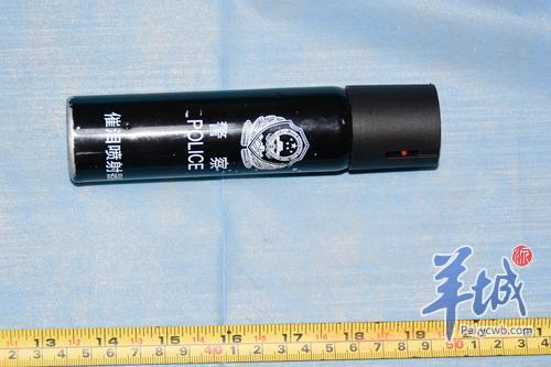 【直击广东】惊悚!女子夜行被尾随,家门口又遭辣椒水电击棍攻击