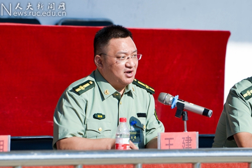 中国人民大学2017级2888名本科生军训开营