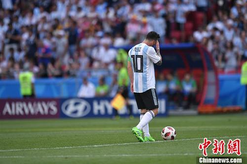 梅西再度无缘FIFA最佳 巴萨新队长来年能否登