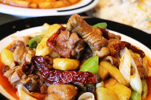 试吃 | 新疆菜只有大盘鸡?No!穿越4000公里的【疆莱】为你带来正宗新疆味道