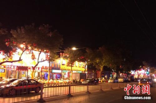 北京簋街,很多代驾司机的“聚集地”。受访人供图