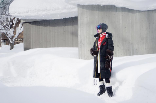 乔丝斐JOSPHERE超模珠宝设计师刘季涵跨界玩转时尚滑雪头盔 乔丝斐JOSPHERE超模珠宝设计师刘季涵跨界玩转时尚滑雪头盔