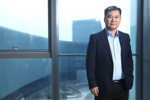 64%、100亿、8万人,三个数字读懂张近东的智慧零售布局