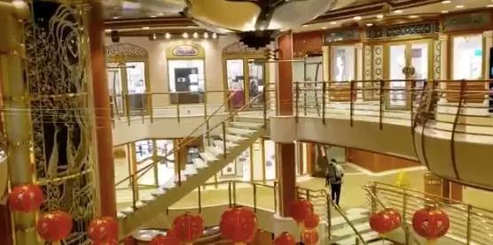 日本邮轮现聚集感染 乘客讲述数千人的＂海上隔