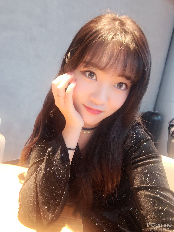 三星W2019评测:双屏折叠旗舰 品味不平凡