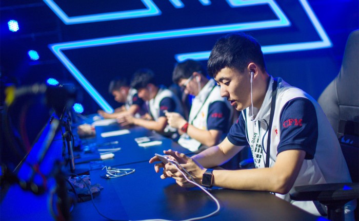 世纪华通继续刷新历史：2025年上半年净利大涨129%季度营收“雨燕直播- NBA直播- 足球世界杯 LIVE九连升”