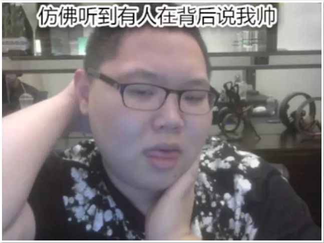 全英雄联盟最骚的猪要回来了?PDD徒弟透露嫖老师月底将复播