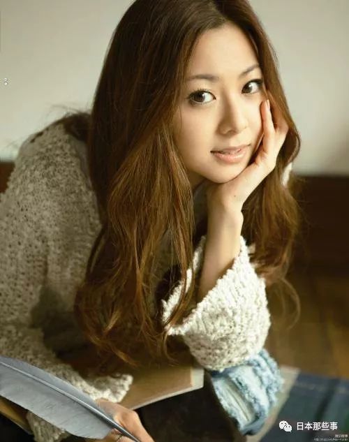 她为他唱了这么多年歌之后 终于可以实现梦想啦