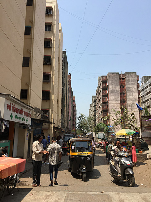 建于2008年的纳特瓦尔·帕里克住宅大楼。