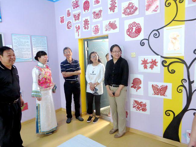 本溪县政府、县教育局领导陪同辽阳市政协领导