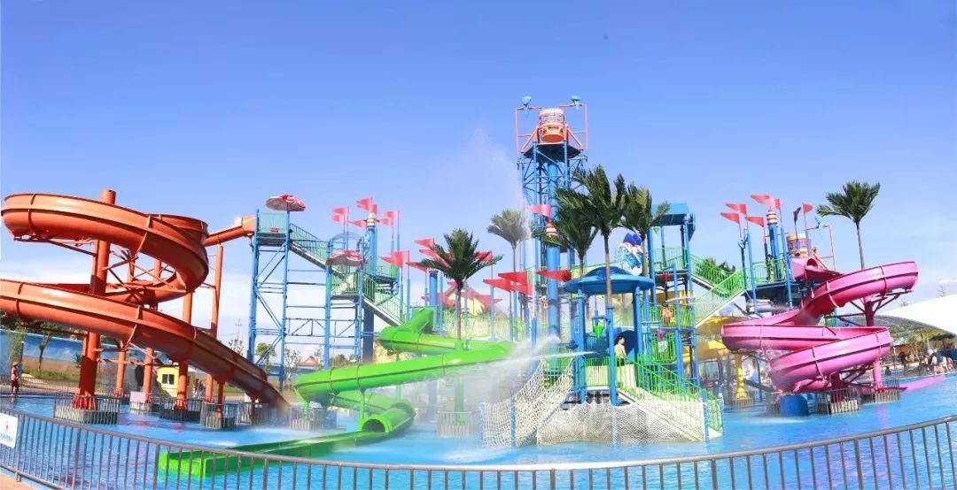 千万别带男朋友来洋沙湖水上电音节,因为这里全是比基尼美女!