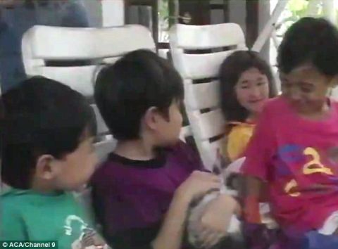 臭名昭著的嫌疑人在绑架了两个男孩后 申请加