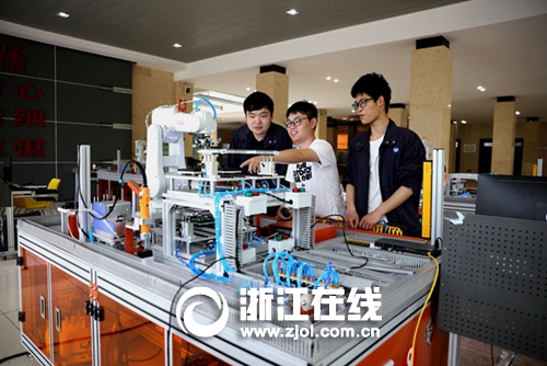 让师傅这个称谓响亮起来 长兴名师带高徒做好