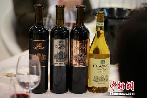 资料图:冰酒也是一种葡萄酒。