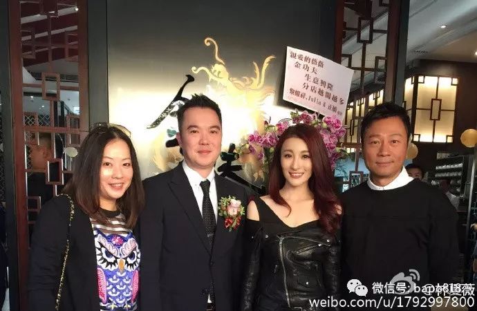 莫赞生甚至还开出了生娃奖金,许诺林夏薇每生一个就奖励一亿.