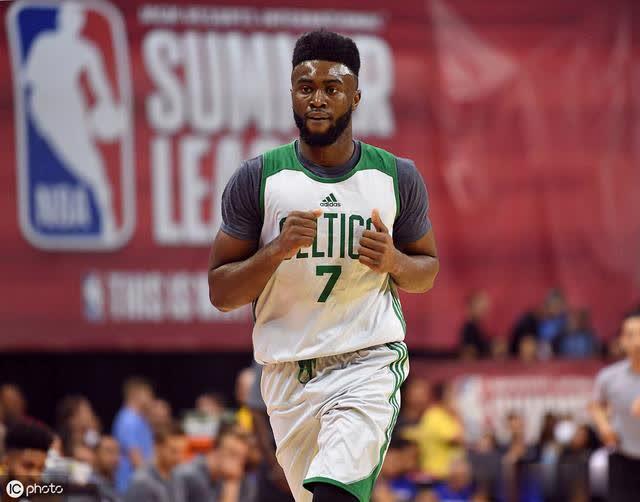 【每天一个NBA球星】凯尔特人队 杰伦-布朗