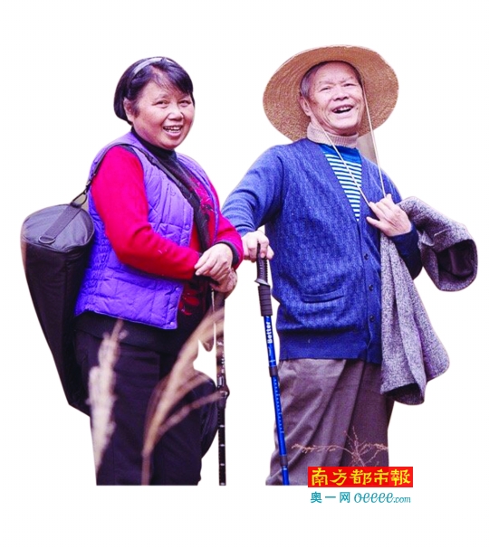 这些关于父母的镜头组成了动人的《四个春天》