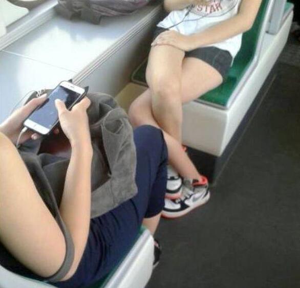 元宵节是隐形的情人节吧 轻松一刻2月19日晚间版