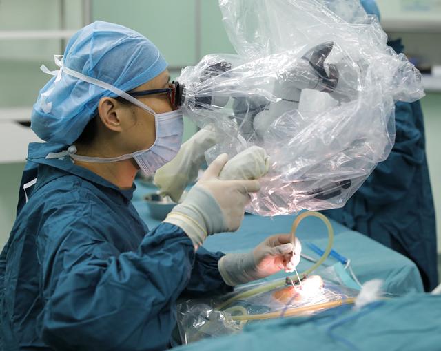 国家人工耳蜗救助项目启动 湖北首批受惠者24