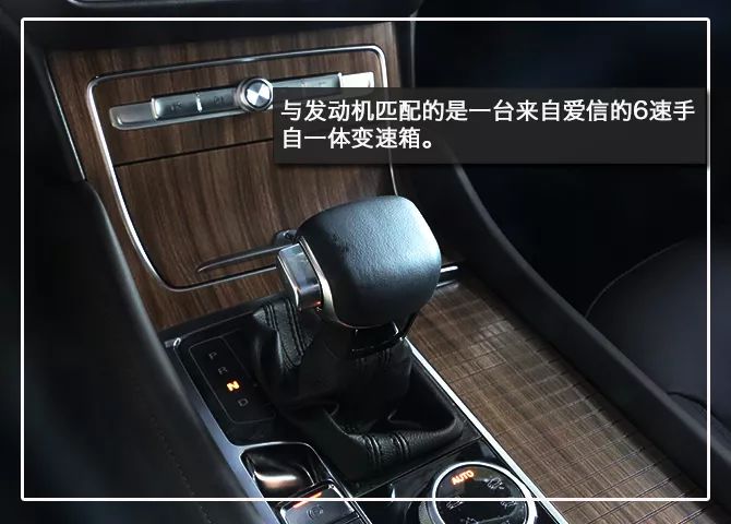 定金一万元现已开始预售 荣威RX8到店实拍