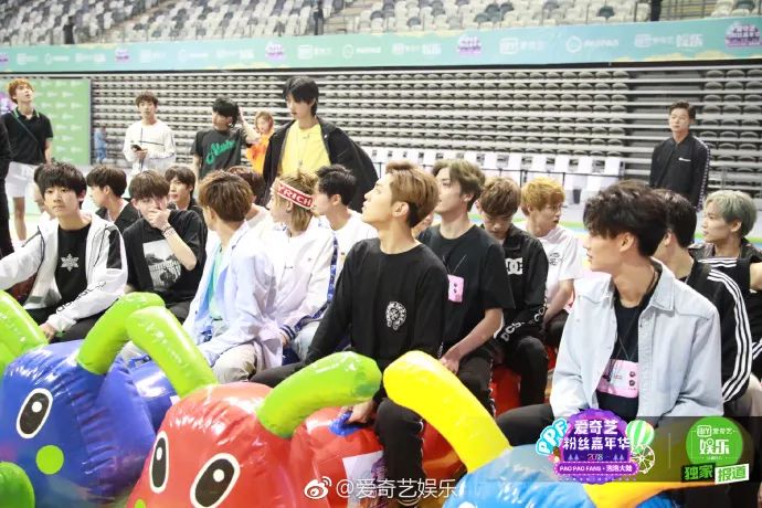 2018爱奇艺粉丝嘉年华全程回顾丨爱奇艺娱乐