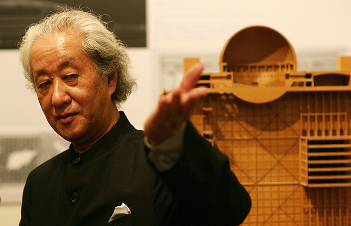 日本建筑之王矶崎新