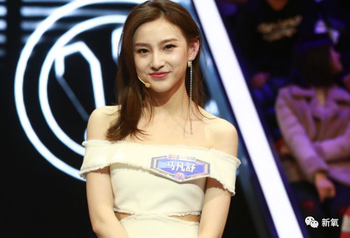 世界杯捧红这位神似张柏芝的央视第一美人