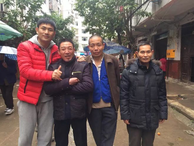 福利丨豆瓣最高分纪录片《最后的棒棒》邀你免