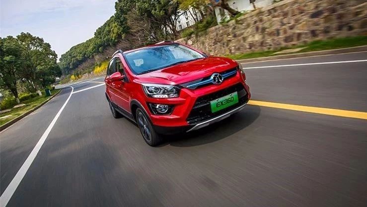 7.99万起逆天价/327公里续航！北汽新能源EX360正式上市