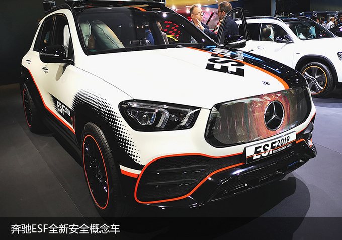 奔驰憋大招！只卖30多万的7座SUV“GLB”、“电动版”GLC即将上市