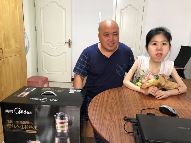 推荐丨国美诚意点对点帮扶困难户--为您实现1