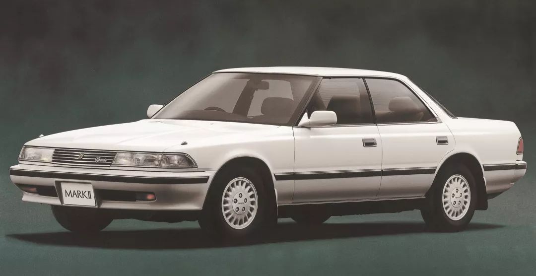 物美价廉后驱轿车终将退场,丰田锐志今年12月