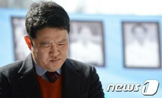 主播拿南京大屠杀当笑料被封直播间 是上纲上线？