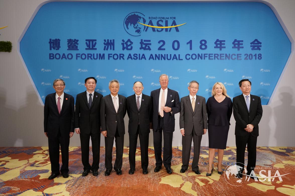 上海交大党委书记姜斯宪出席2018年博鳌亚洲