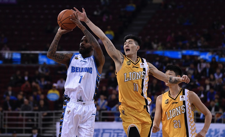 北京首钢不敌广厦两连败，雅尼斯：次节犯错太多