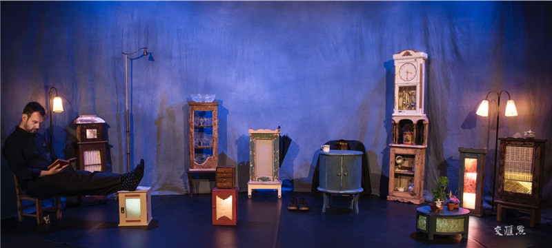 剧场竟成托儿所!低头族爸妈,给孩子打开艺术