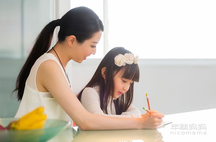 怎么教孩子写字的方法 JWTu-hnknmqw2424294.jpg