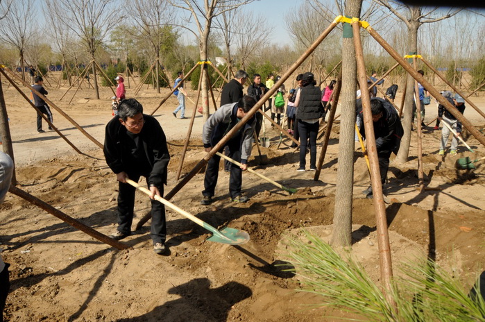 携手人力社保局 共建美丽副中心