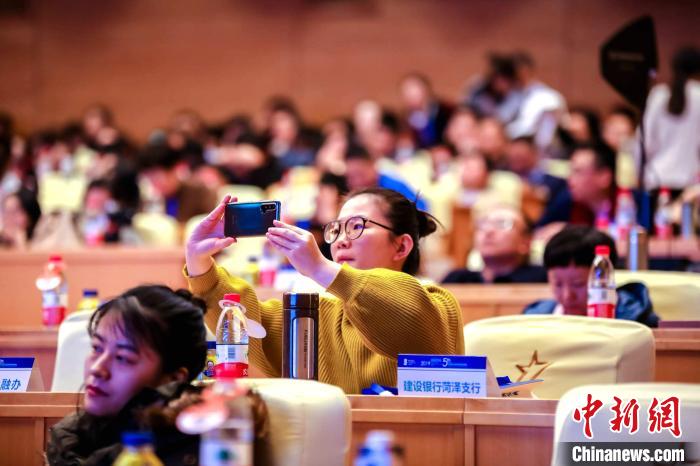 山东跨境电商峰会开幕 聚焦5G时代下外贸发展新路径(最新发布)