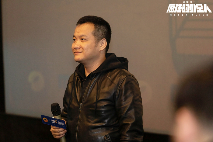 《疯狂的外星人》破15亿 宁浩忆“九年战斗”