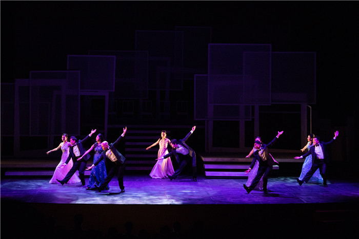 财经小说搬上舞台 《挚爱》演绎政商风云下的校园爱情